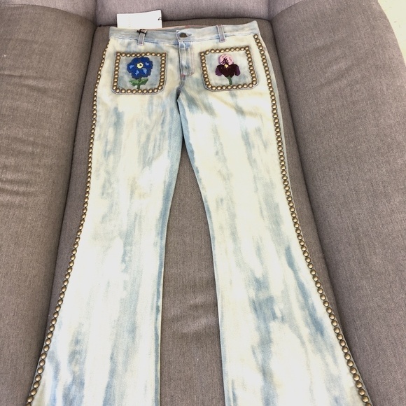 STUDDED GUCCI JEANS SZ 24 NWT - Picture 1 of 14